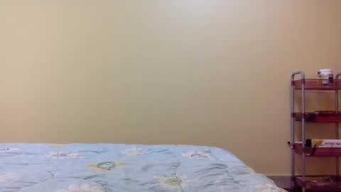 Snapshot of bermudatriangle12 chatting on 11/12/25, 06:14 tixxie online show from 11/12/25, 06:14