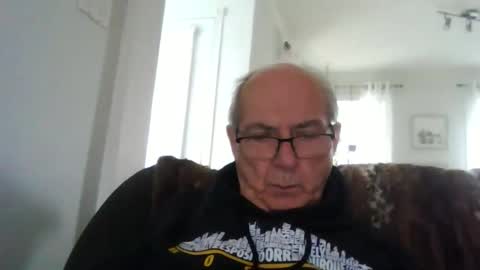 bernard1102 online show from 05/19/26, 12:44