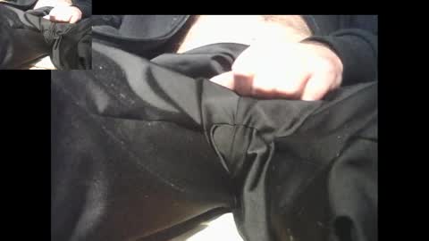 Snapshot of bernardo1968 chatting on 12/25/24, 12:48 bernardo1968 online show from 12/25/24, 12:48