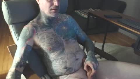 Snapshot of bernhard666 chatting on 01/04/25, 06:19 bernhard666 online show from 01/04/25, 06:19