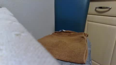 Snapshot of bernie6004 chatting on 02/17/26, 07:42 bernie6004 online show from 02/17/26, 07:42