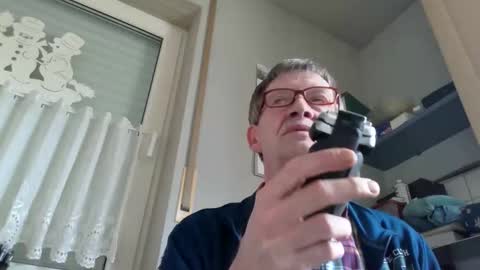 Snapshot of bernie6004 chatting on 03/01/26, 11:56 bernie6004 online show from 03/01/26, 11:56