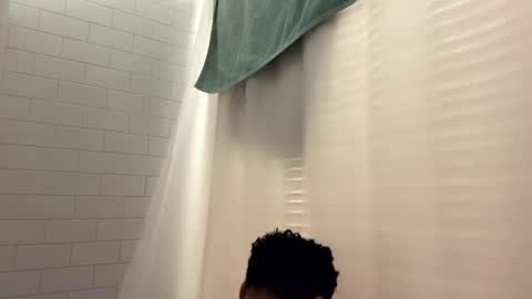 Snapshot of berriess_ chatting on 12/16/24, 12:38 berriess_ online show from 12/16/24, 12:38