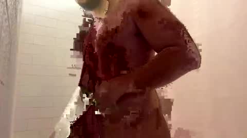 Snapshot of berriess_ chatting on 02/09/25, 02:07 berriess_ online show from 02/09/25, 02:07