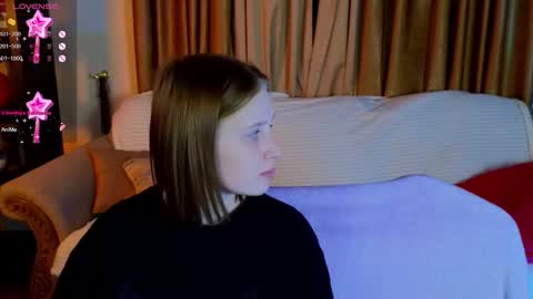 Snapshot of berry_assortment chatting on 11/14/25, 04:17 Your sweet Tara and Eva online show from 11/14/25, 04:17
