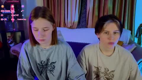 Snapshot of berry_assortment chatting on 12/03/25, 11:30 Your sweet Tara and Eva online show from 12/03/25, 11:30