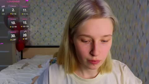 Snapshot of berry_assortment chatting on 02/10/26, 11:58 Your sweet Tara and Eva online show from 02/10/26, 11:58