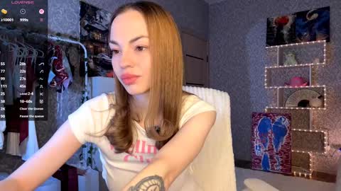 Sofia online show from 11/22/25, 05:50