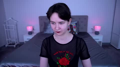 Violette online show from 06/09/26, 01:12