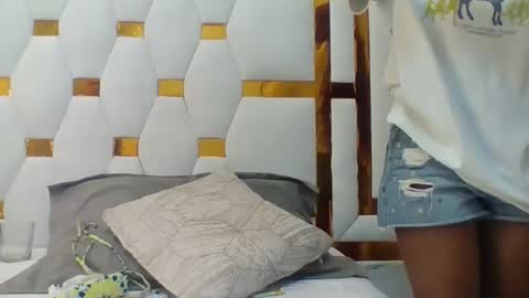 berryl online show from 11/04/25, 07:02