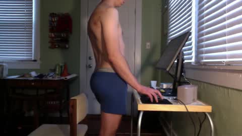 Snapshot of best_triam chatting on 02/09/25, 10:00 best_triam online show from 02/09/25, 10:00