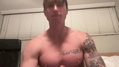 Snapshot of bestcoast35 chatting on 12/30/24, 01:37 Bestcoast3579 online show from 12/30/24, 01:37