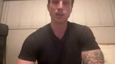 Snapshot of bestcoast35 chatting on 11/08/25, 07:08 Bestcoast3579 online show from 11/08/25, 07:08