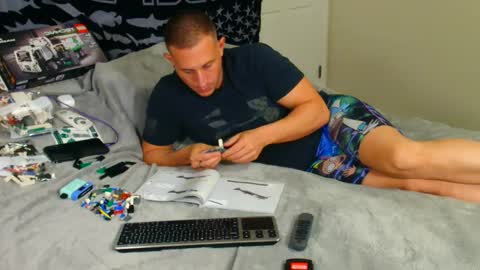 twitter zack1fisher online show from 02/05/25, 03:23