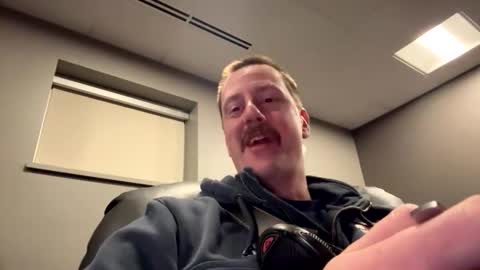 Snapshot of bestfriend123456 chatting on 03/05/26, 01:34 bestfriend123456 online show from 03/05/26, 01:34