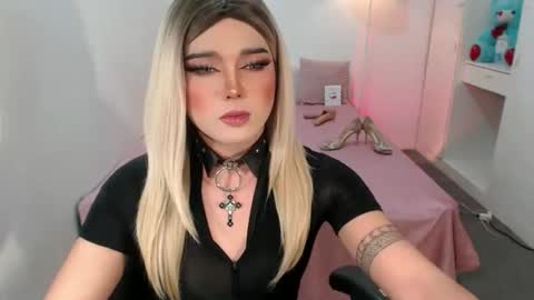 bestgirljulia online show from 10/09/25, 01:03