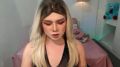 bestgirljulia online show from 10/10/25, 04:11
