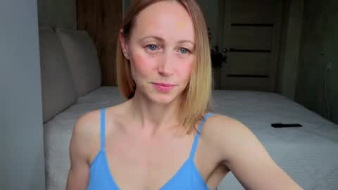 Hellen and Natali online show from 04/13/26, 02:17