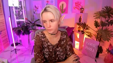 Snapshot of bethanycloud chatting on 10/03/25, 02:30 Bethany online show from 10/03/25, 02:30