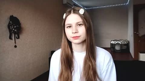 Leila online show from 06/05/26, 12:33