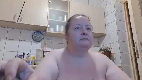 Snapshot of bethnorth chatting on 06/23/26, 11:47 bethnorth online show from 06/23/26, 11:47