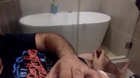 Snapshot of betoooox chatting on 01/03/25, 04:33 Virtual Gentleman online show from 01/03/25, 04:33