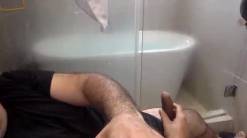 Snapshot of betoooox chatting on 01/05/25, 05:09 Virtual Gentleman online show from 01/05/25, 05:09