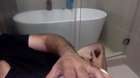 Snapshot of betoooox chatting on 02/19/25, 02:12 Virtual Gentleman online show from 02/19/25, 02:12