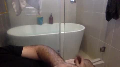 Snapshot of betoooox chatting on 03/01/25, 09:37 Virtual Gentleman online show from 03/01/25, 09:37