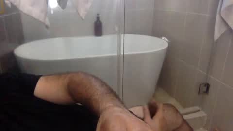 Snapshot of betoooox chatting on 09/20/25, 12:28 Virtual Gentleman online show from 09/20/25, 12:28