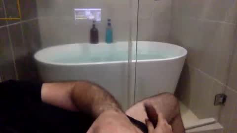 Snapshot of betoooox chatting on 11/02/25, 10:23 Virtual Gentleman online show from 11/02/25, 10:23