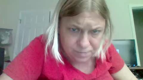 Snapshot of betsygore78 chatting on 02/11/25, 05:40 betsygore78 online show from 02/11/25, 05:40