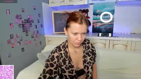 Betty online show from 09/29/25, 02:38