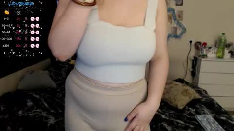 Snapshot of bettyandrich chatting on 01/14/26, 08:31 Betty and Rich online show from 01/14/26, 08:31