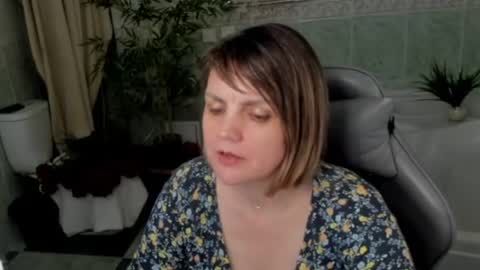Betty online show from 04/01/26, 01:41