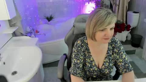 Betty online show from 05/03/26, 01:22