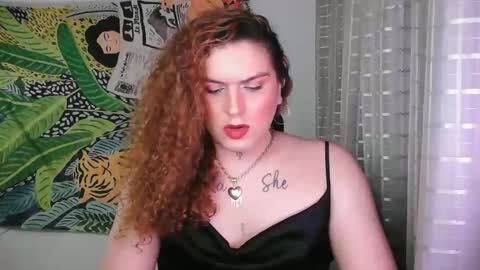 Snapshot of bettytaylor23 chatting on 11/14/25, 01:04 bettytaylor23 online show from 11/14/25, 01:04