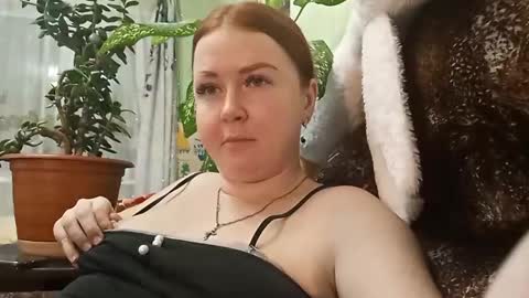 Mila Sweet online show from 01/12/25, 03:57