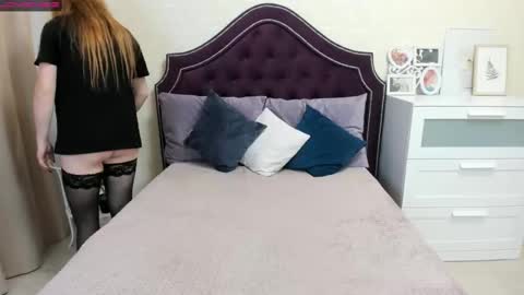 Mila Sweet online show from 02/25/25, 07:20