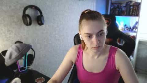 beverly_yay online show from 04/29/26, 09:02