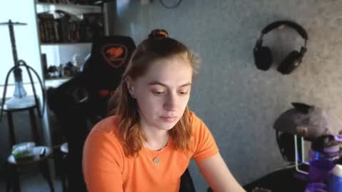 beverly_yay online show from 05/14/26, 04:58