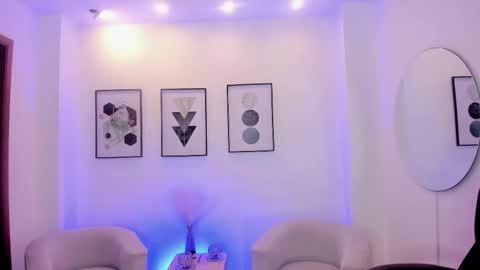 beverlyy johnson online show from 01/18/26, 03:54