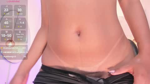Snapshot of beverlyy_johnson chatting on 05/23/26, 04:18 beverlyy johnson online show from 05/23/26, 04:18