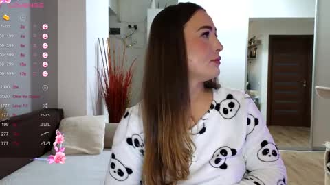 Snapshot of beyoncedoll chatting on 11/26/25, 06:09 BeyonceDoll Twitter DollBeyonce online show from 11/26/25, 06:09