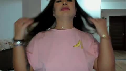 Snapshot of beyoncedoll chatting on 11/27/25, 08:55 BeyonceDoll Twitter DollBeyonce online show from 11/27/25, 08:55