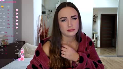 Snapshot of beyoncedoll chatting on 12/05/25, 02:58 BeyonceDoll Twitter DollBeyonce online show from 12/05/25, 02:58