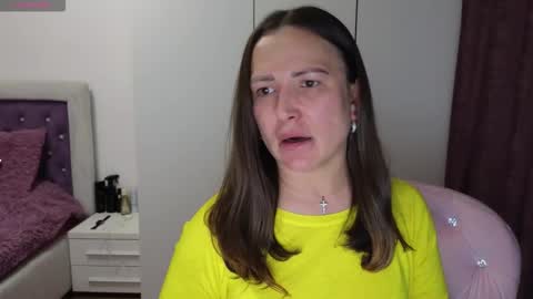   BeyonceDoll       Twitter DollBeyonce    online show from 03/06/26, 11:34