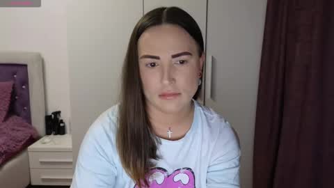   BeyonceDoll       Twitter DollBeyonce    online show from 03/07/26, 06:49