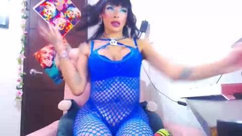 INSTA dannacampuzanno ONFNS dannacampuzano online show from 04/26/26, 05:49