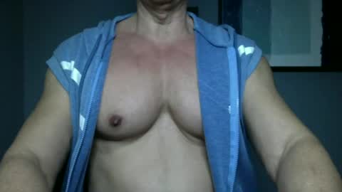 BGDKMUSCLEGUY - SELECTED BY CHATURBATE AS A TOP BROADCASTER FOR 2023 online show from 12/28/24, 02:22